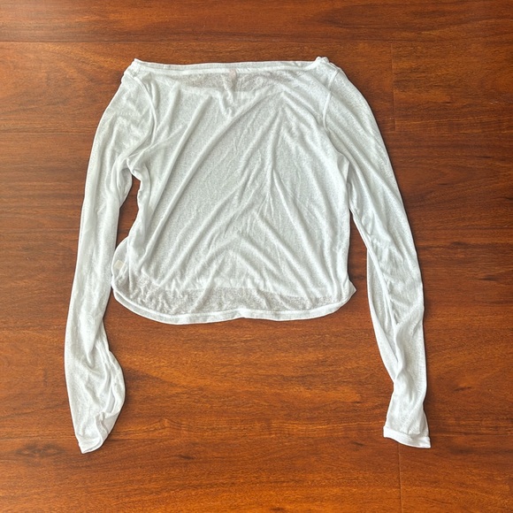 IVL Collective white athletic top. Size 4 - Picture 2 of 3